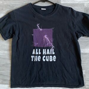 Boys short sleeve T shirt. Size L